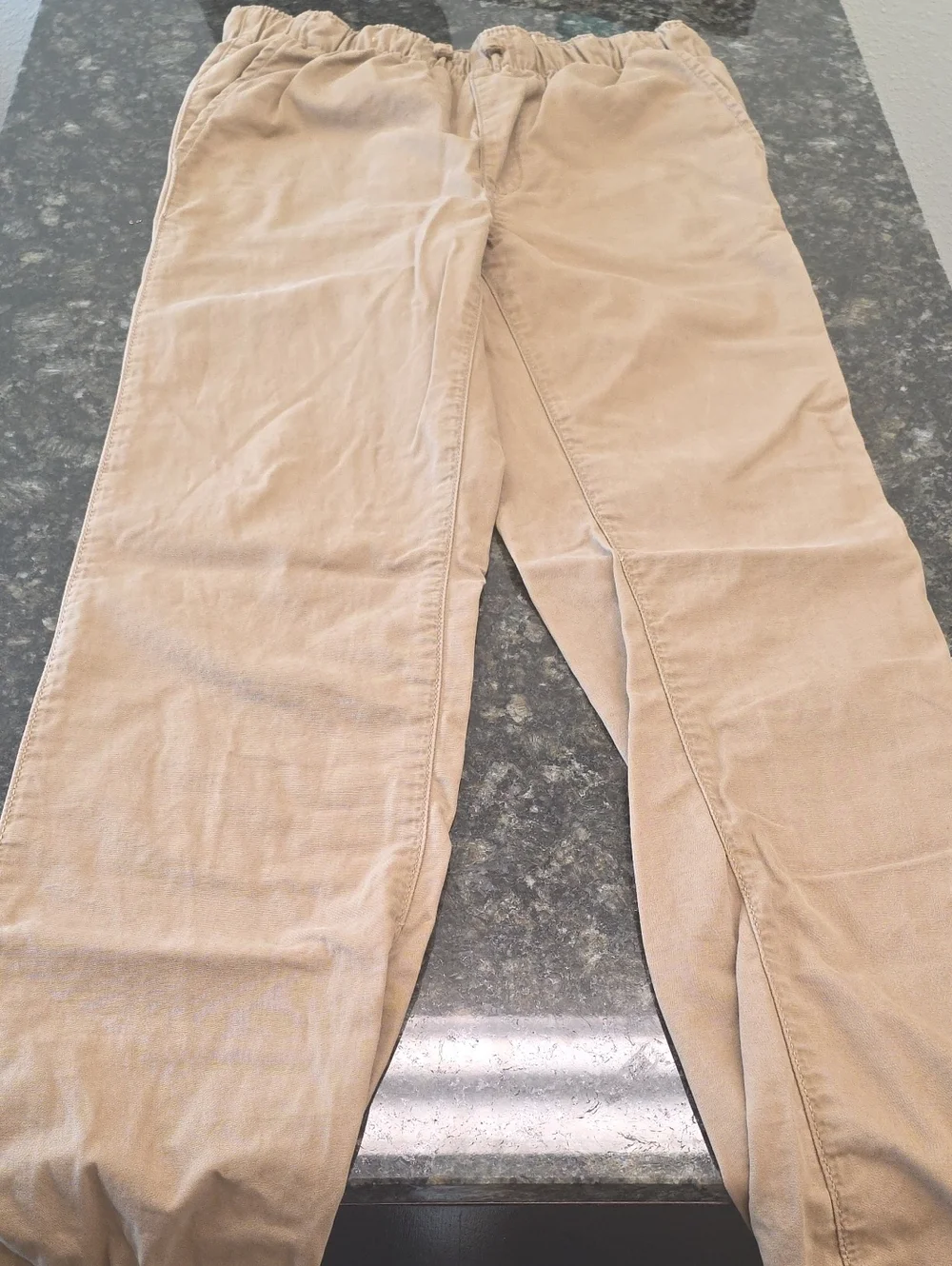 GAP Men's Elastic Waist Khaki Chinos - Light Tan